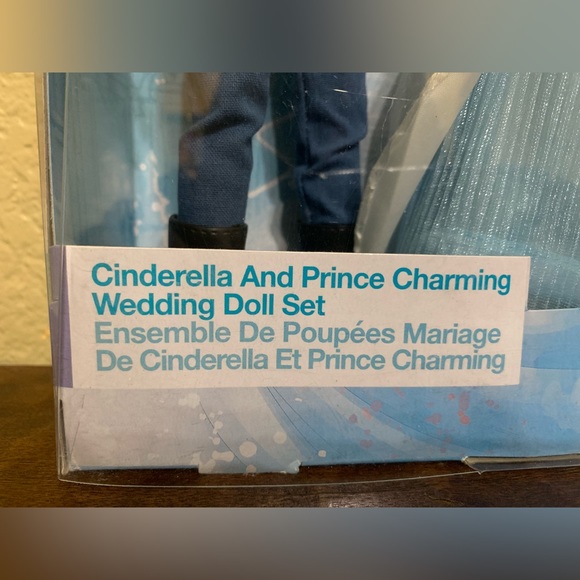 NIB Disney Store Cinderella And Prince Charming Wedding 💒 2pc Doll Set - Picture 7 of 14